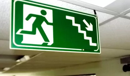 Placas Rota de Fuga - Fotoluminescentes - Curitiba